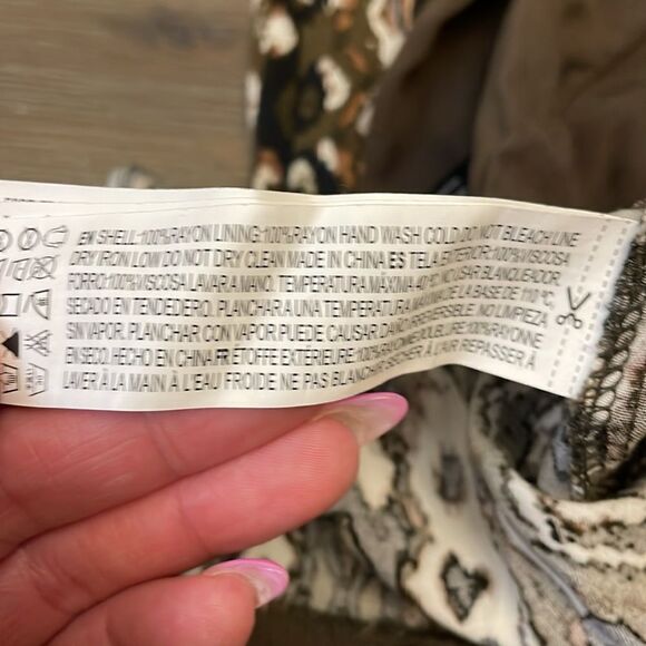 Forever 21 low back pant jumpsuit | size S - Picture 10 of 10